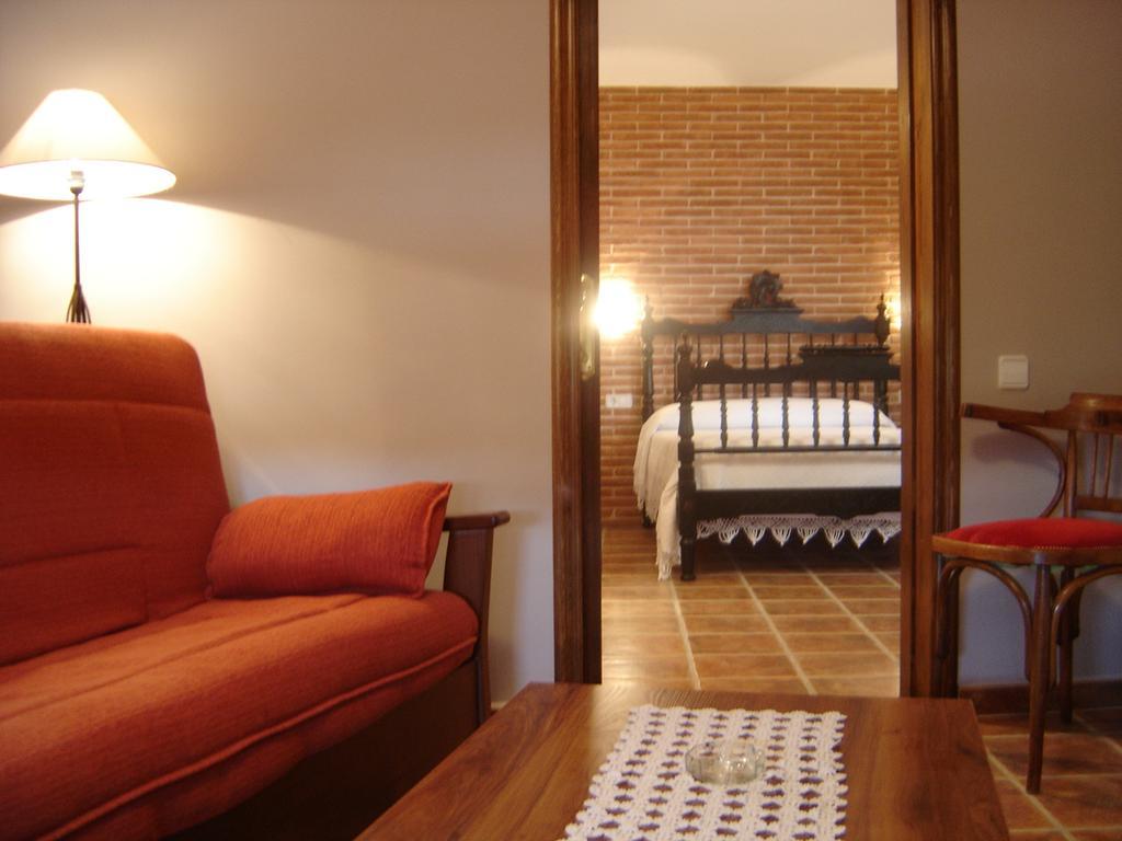 Hostal Casa Laure Y Mª Jose Arens de Lledo Buitenkant foto