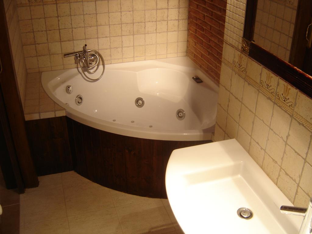Hostal Casa Laure Y Mª Jose Arens de Lledo Buitenkant foto