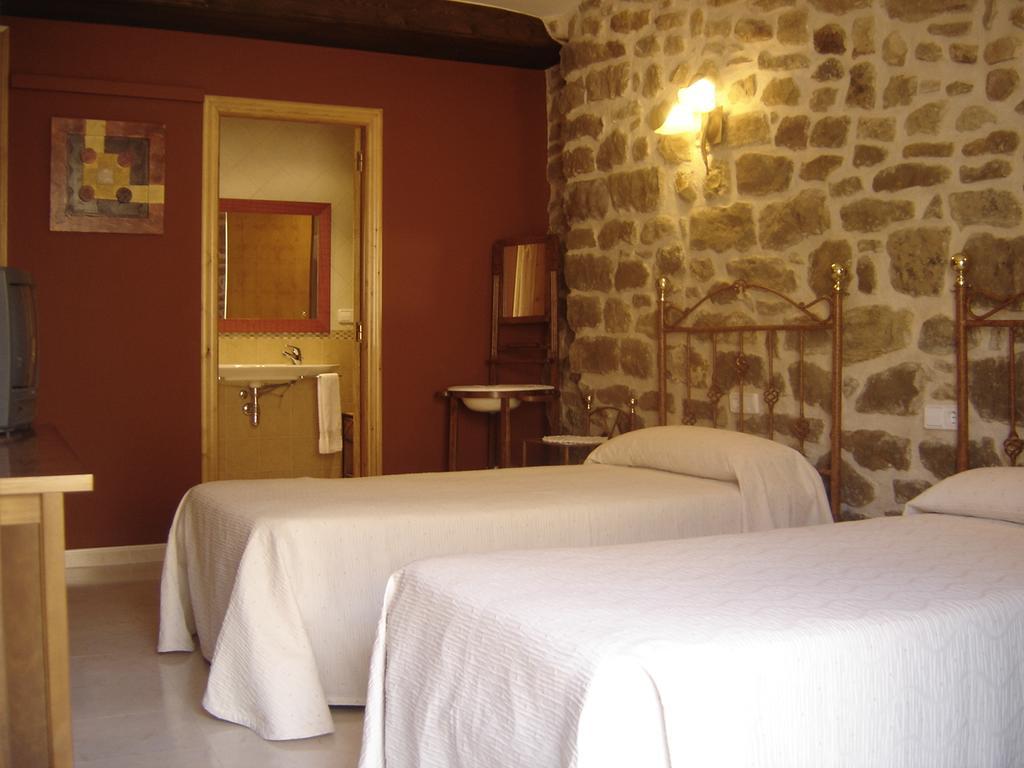 Hostal Casa Laure Y Mª Jose Arens de Lledo Buitenkant foto