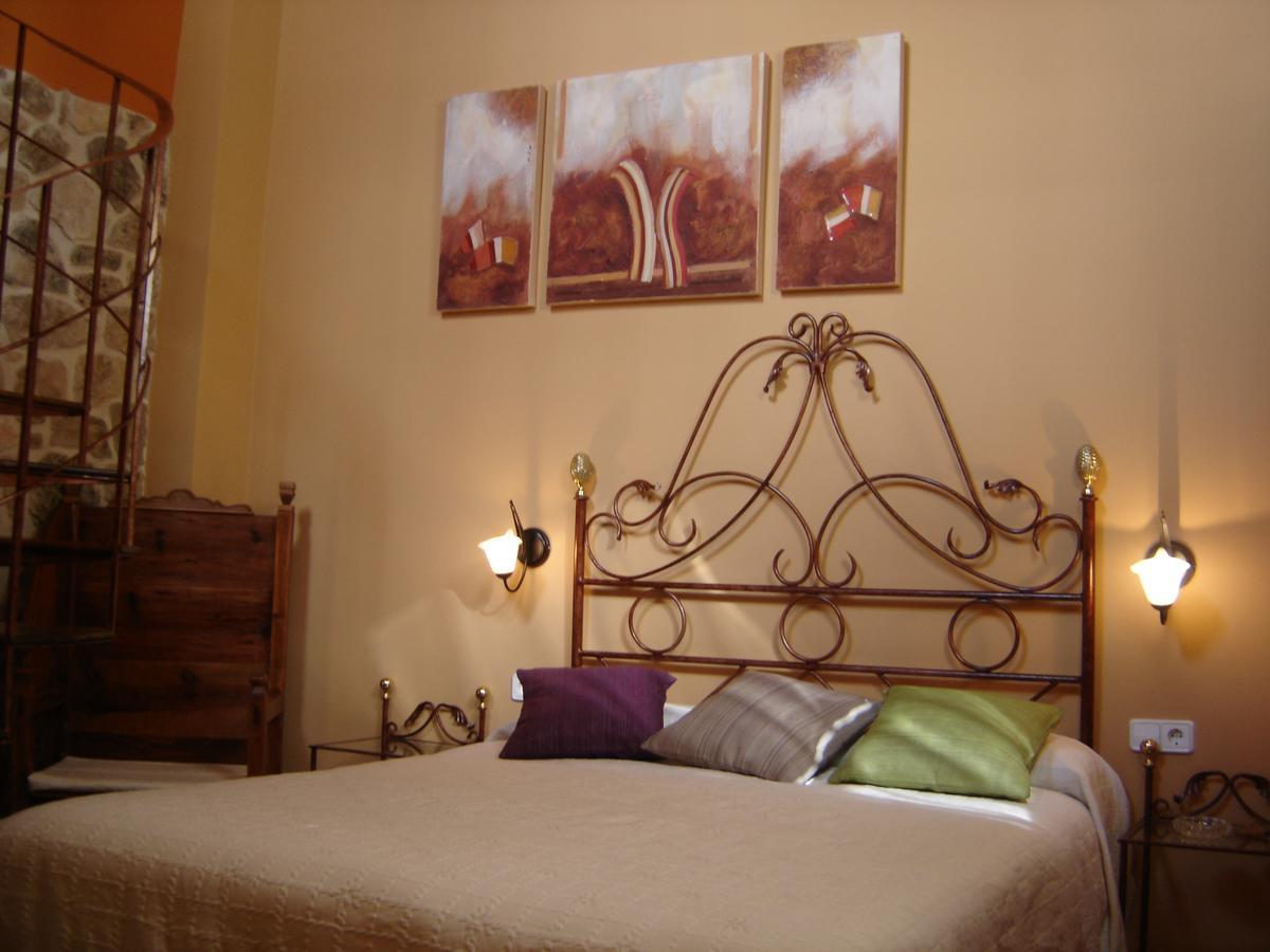 Hostal Casa Laure Y Mª Jose Arens de Lledo Buitenkant foto