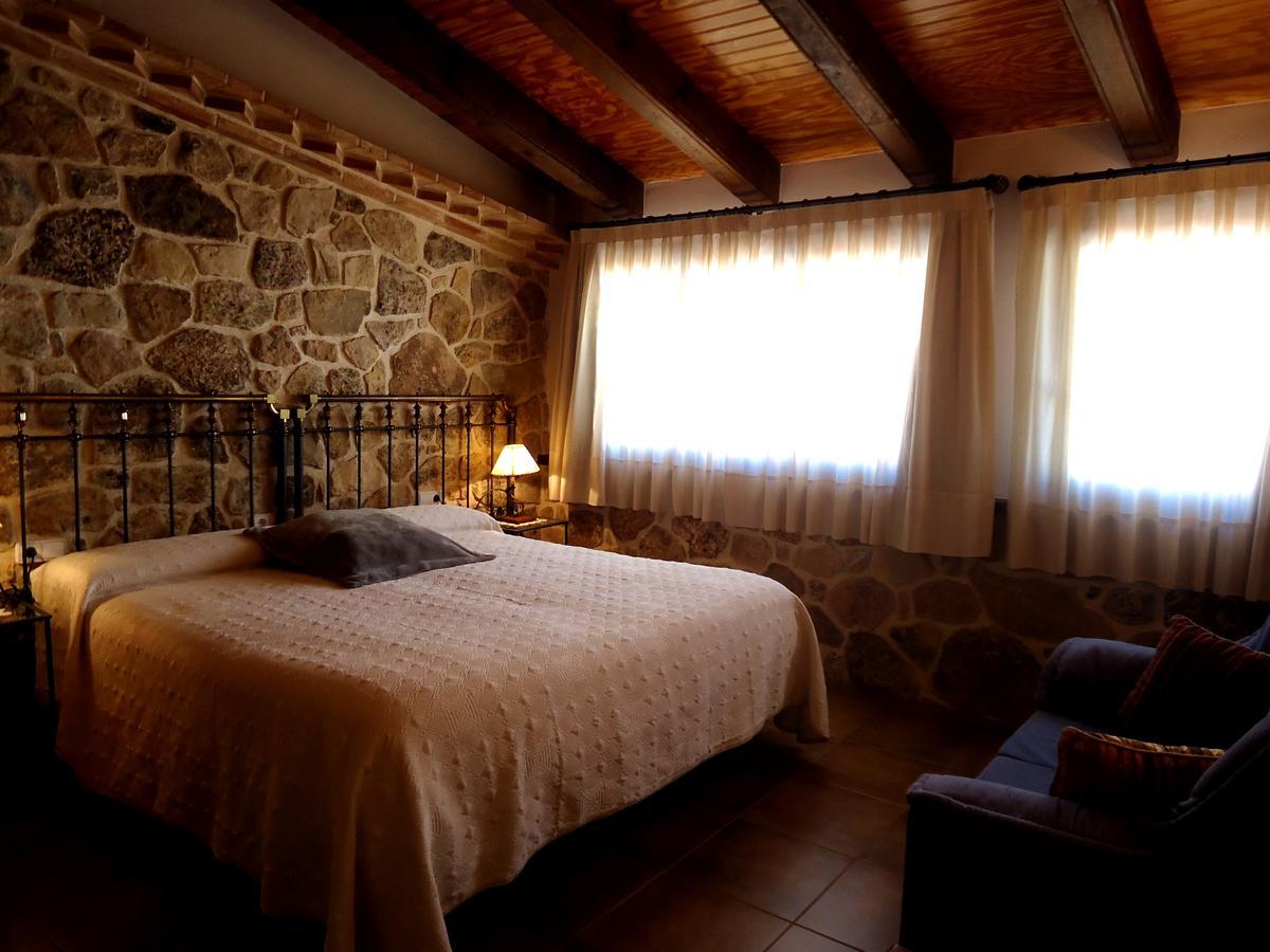 Hostal Casa Laure Y Mª Jose Arens de Lledo Buitenkant foto