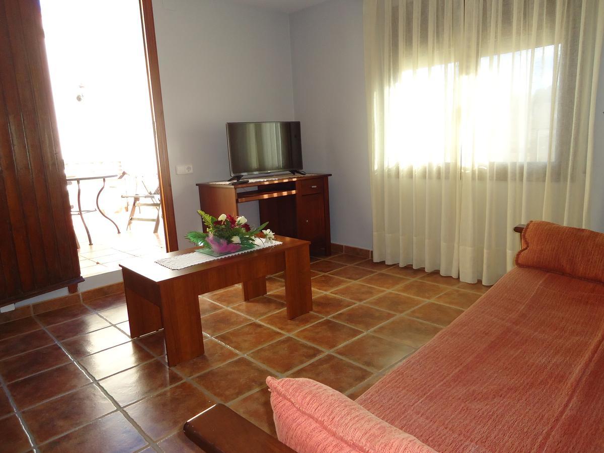 Hostal Casa Laure Y Mª Jose Arens de Lledo Buitenkant foto
