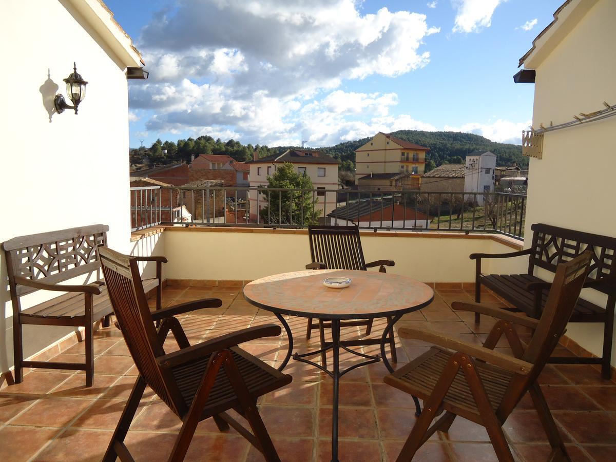Hostal Casa Laure Y Mª Jose Arens de Lledo Buitenkant foto